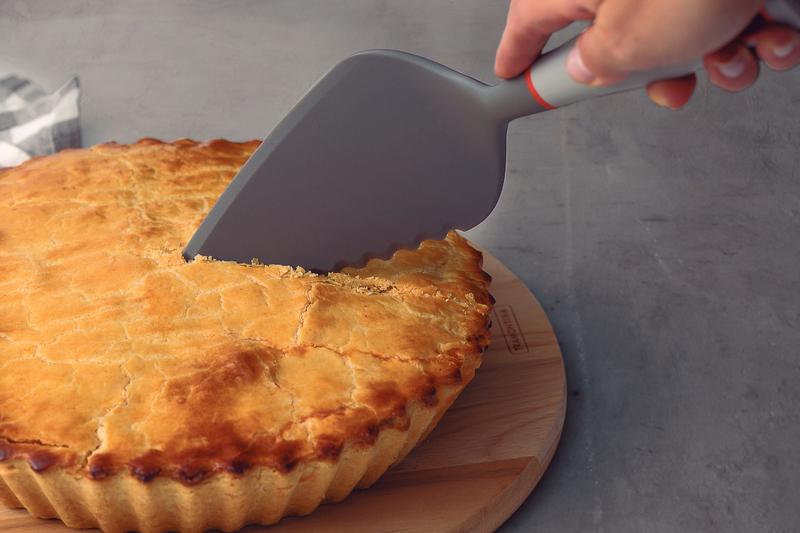 Espatula Pizza e Bolo Nylon Verano Cinza Tramontina - Imagem 2