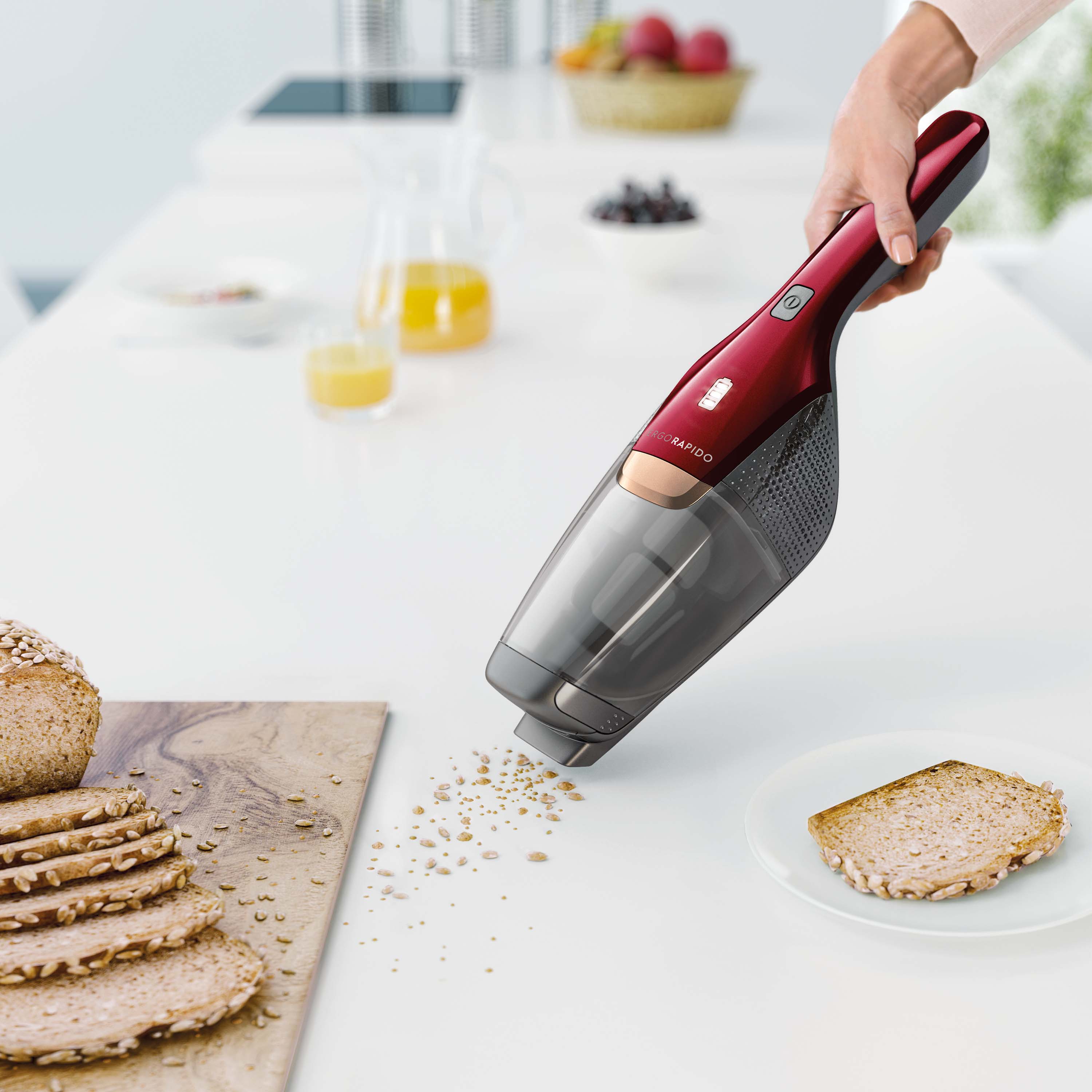 Aspirador de Pó Vertical Electrolux Ergorapido Ultra Red 2 em 1 - Imagem 6
